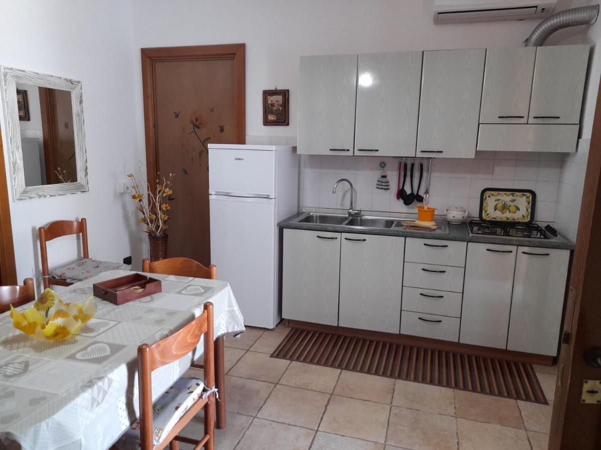 Casa Vacanza Augusto Uggiano La Chiesa Extérieur photo