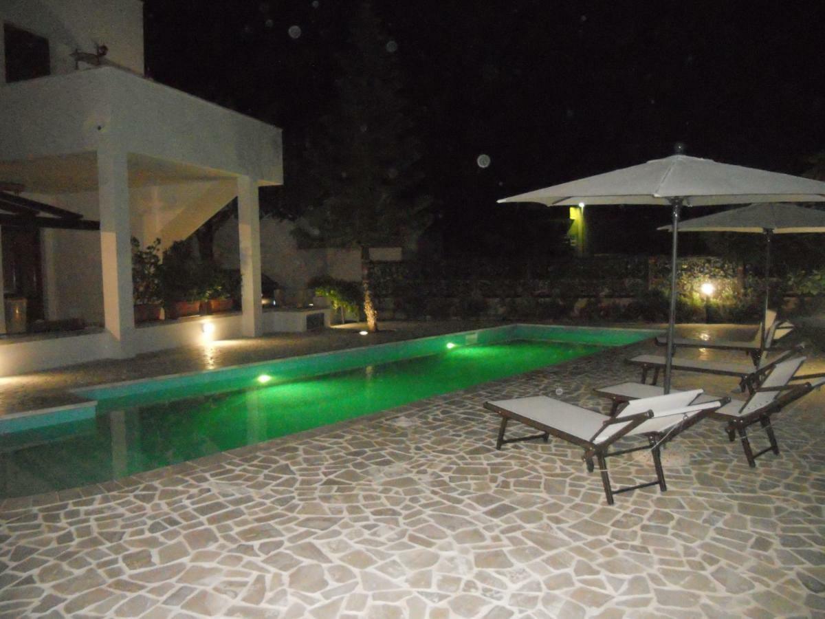 Casa Vacanza Augusto Uggiano La Chiesa Extérieur photo