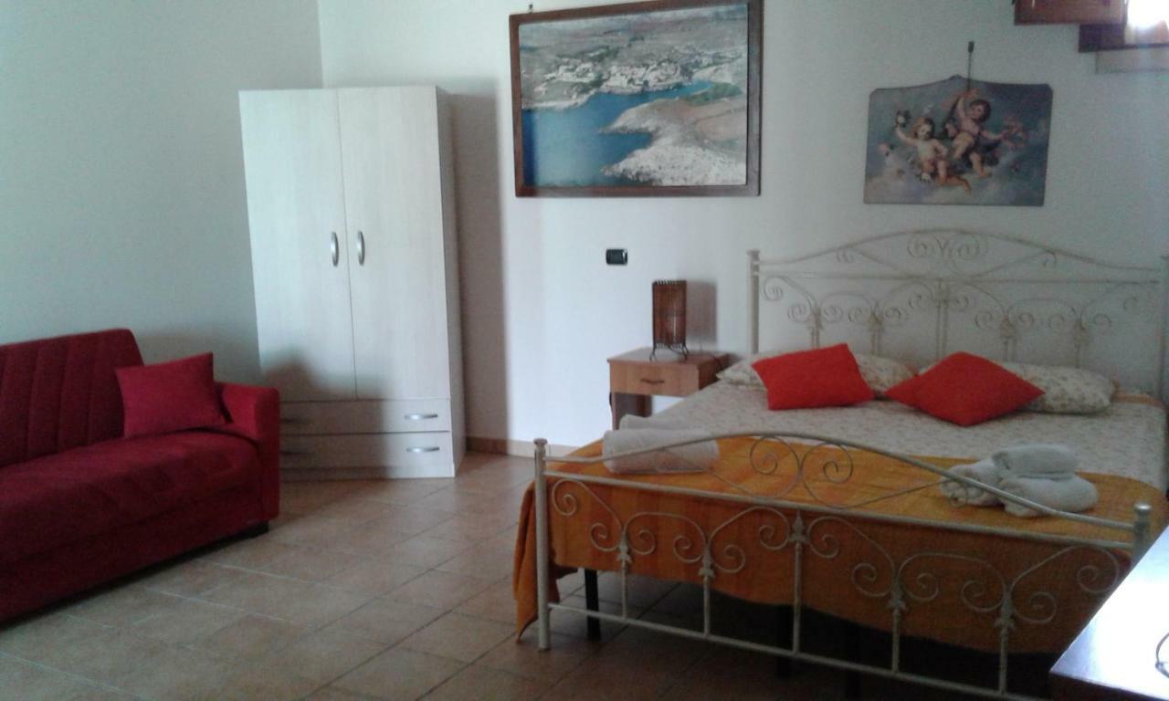 Casa Vacanza Augusto Uggiano La Chiesa Extérieur photo