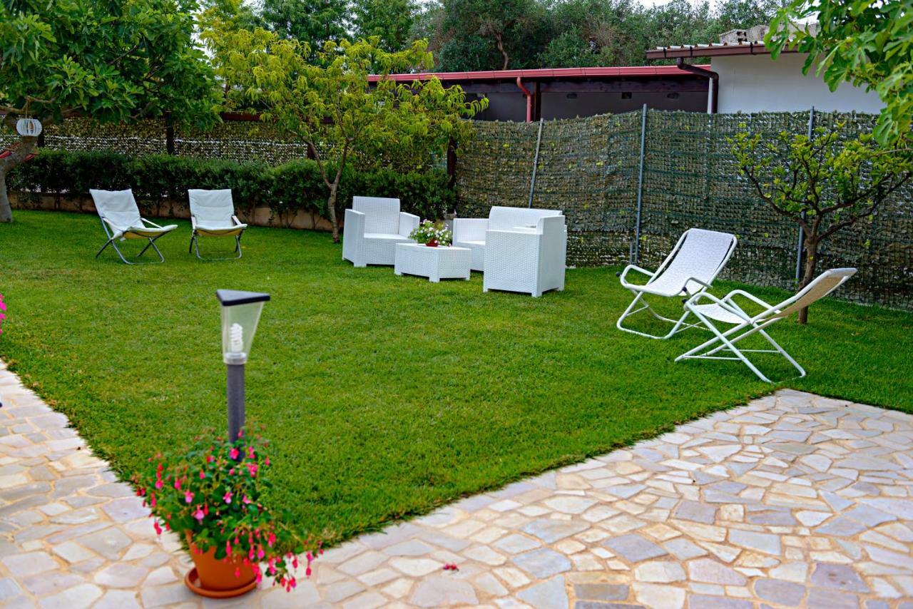 Casa Vacanza Augusto Uggiano La Chiesa Extérieur photo